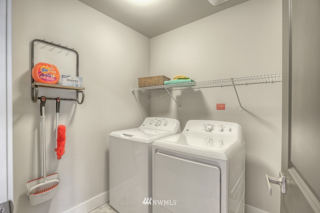 22712 41st Drive Southeast, Unit 42 Bothell, WA 98021 - Photo 5 of 25