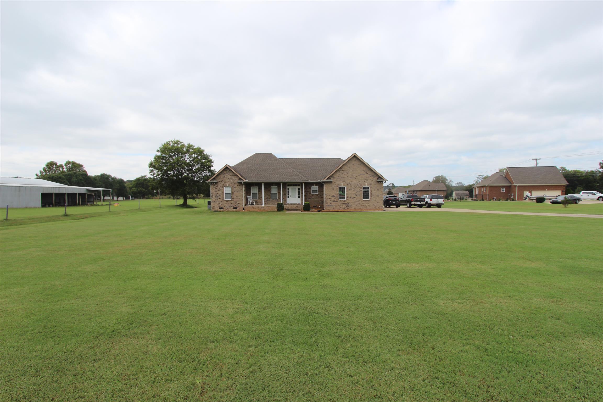 3844 Big Springs Road Lebanon, TN 37090 - Photo 2 of 19 Large manicured yard