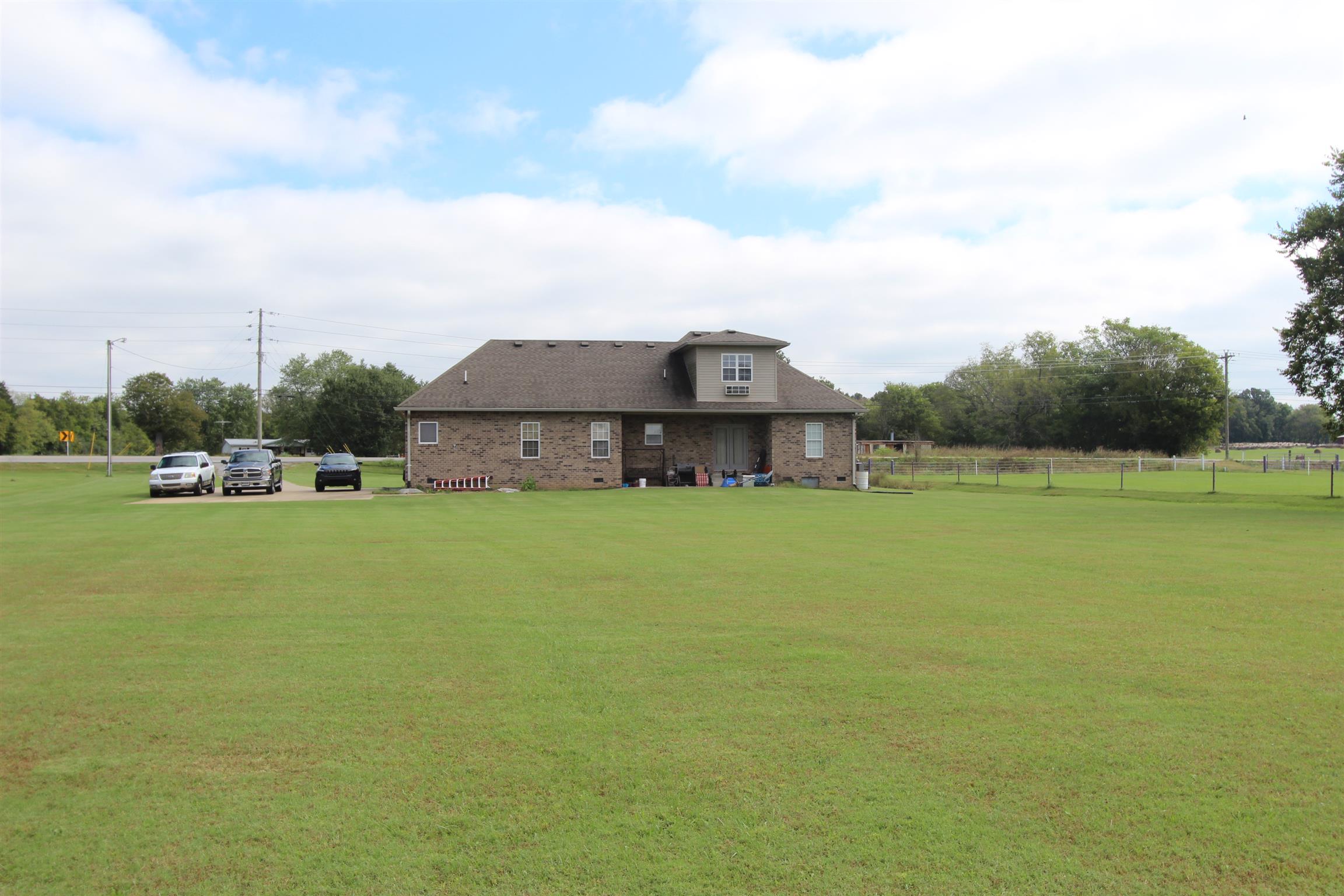 3844 Big Springs Road Lebanon, TN 37090 - Photo 18 of 19 Covered back porch