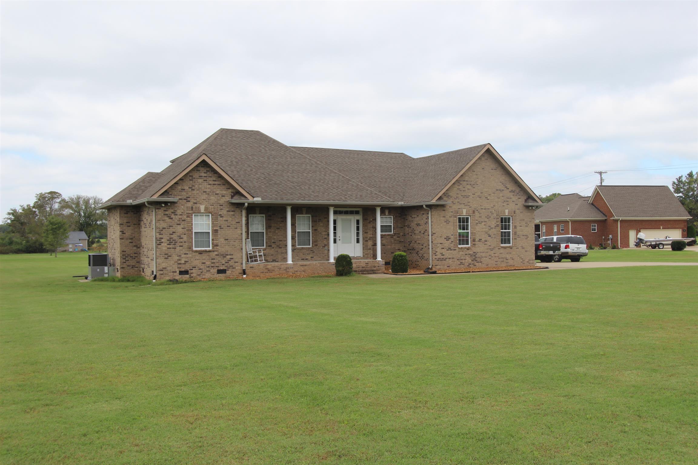 3844 Big Springs Road Lebanon, TN 37090 - Photo 3 of 19 Concrete driveway