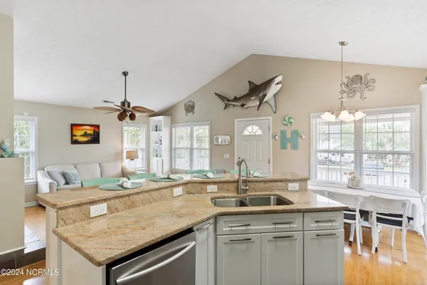 $3,600 | 116 Palm Breeze Drive, Carolina Beach, NC 28428