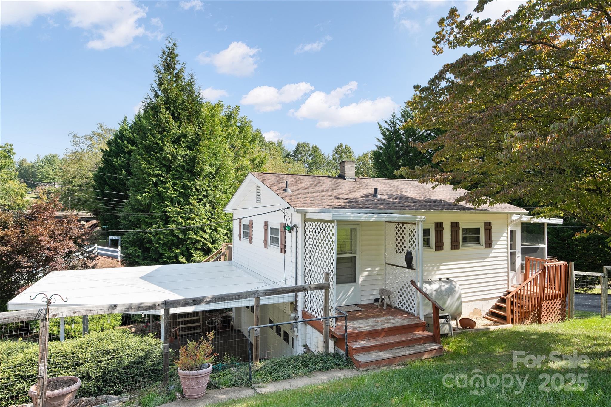 338 Morgan Road Candler, NC 28715 - Photo 26 of 42