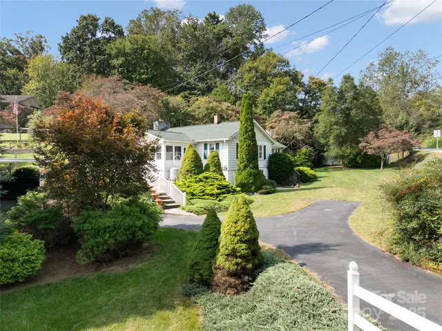 $415,000 | 338 Morgan Road, Candler, NC 28715