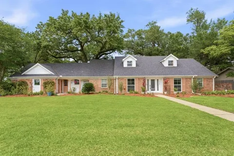 $487,000 | 1218 Bernadette Drive, Sulphur, LA 70663