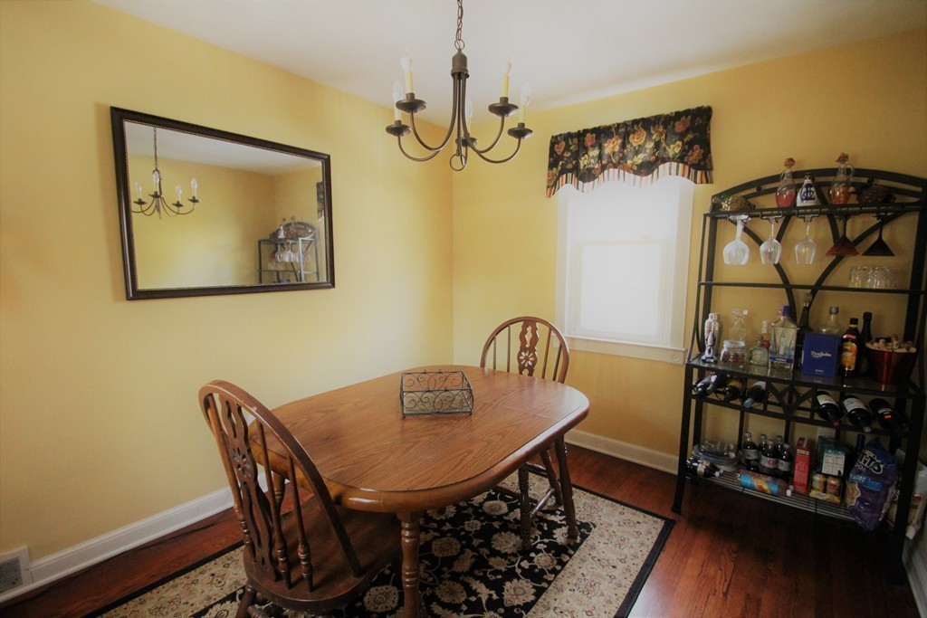 19 Old Charter Road Marlborough, MA 01752 - Photo 8 of 22 Gallery Image 8