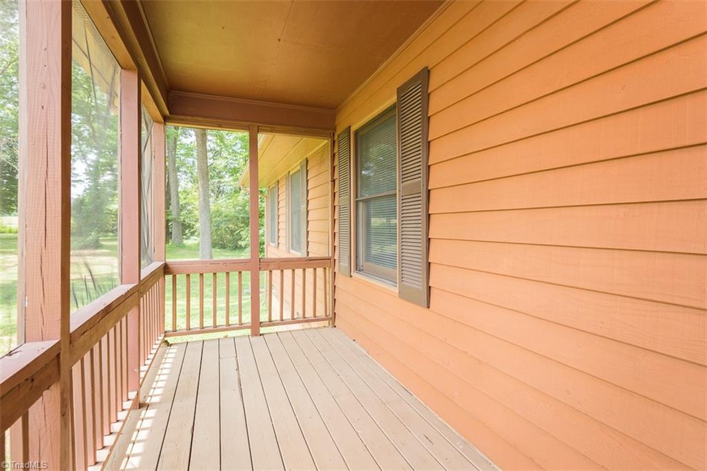 7030 Stockard Road Snow Camp, NC 27349 - Photo 4 of 31 Gallery Image 4