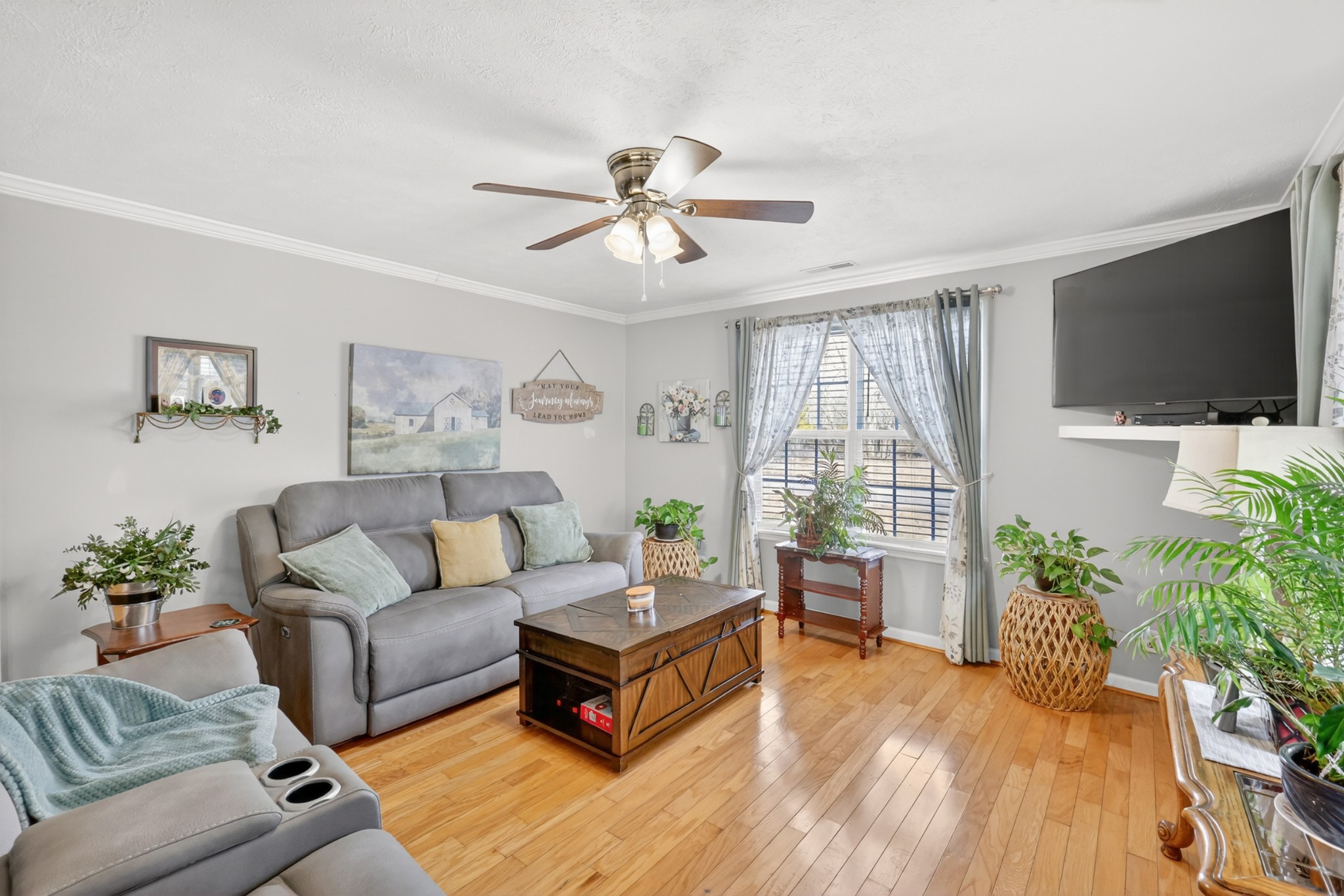 323 Buzzard Roost Road Chapel Hill, TN 37034 - Photo 2 of 28