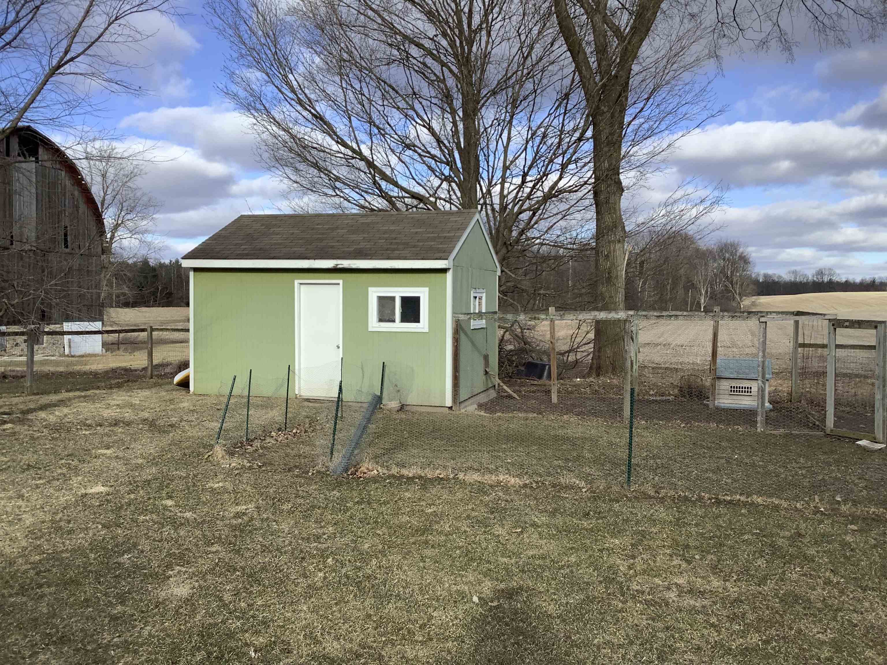 6789 South Vandecar Road Mount Pleasant, MI 48858 - Photo 22 of 36 1897917-21.JPG