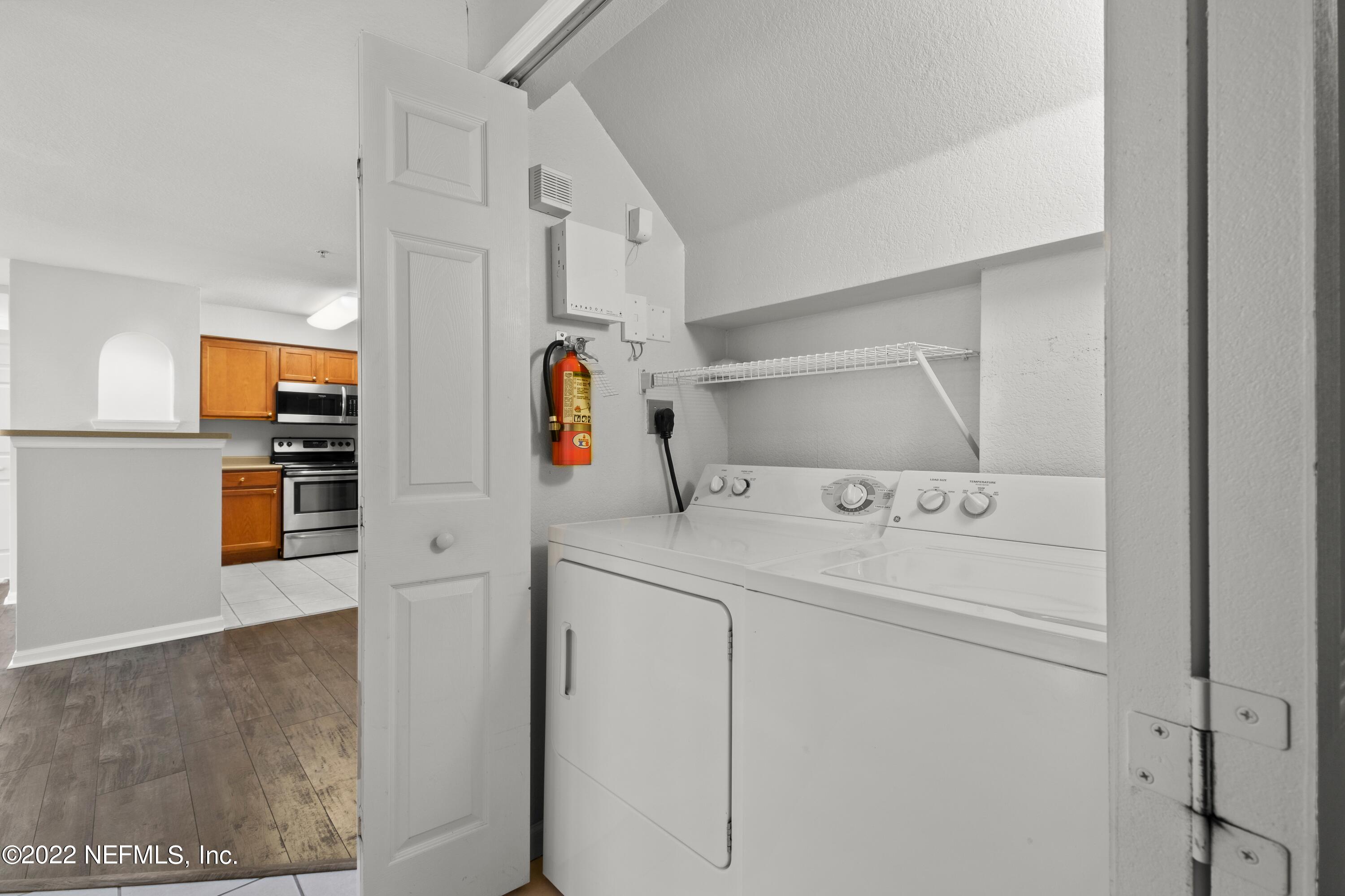 8550 Touchton Road, Unit 821 Jacksonville, FL 32216 - Photo 25 of 58 Laundry Area