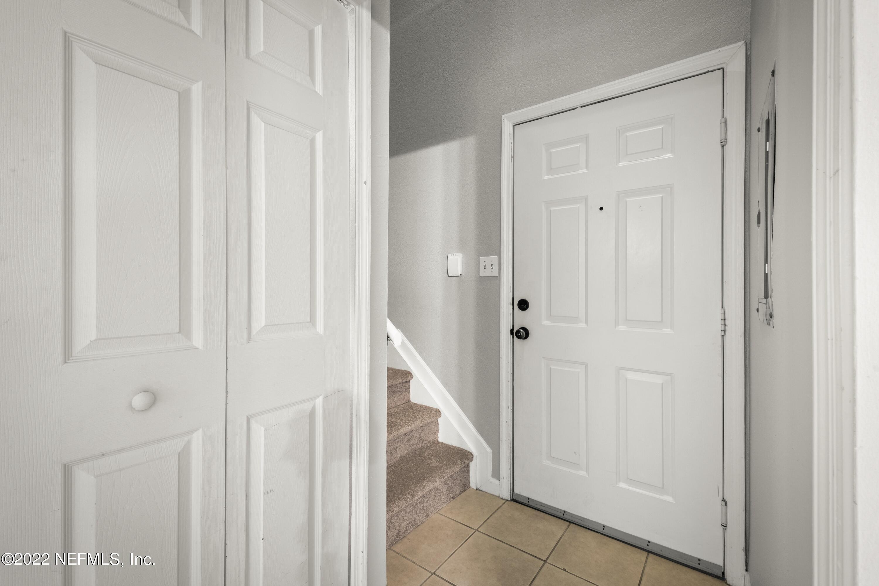 8550 Touchton Road, Unit 821 Jacksonville, FL 32216 - Photo 26 of 58 Entry Hall