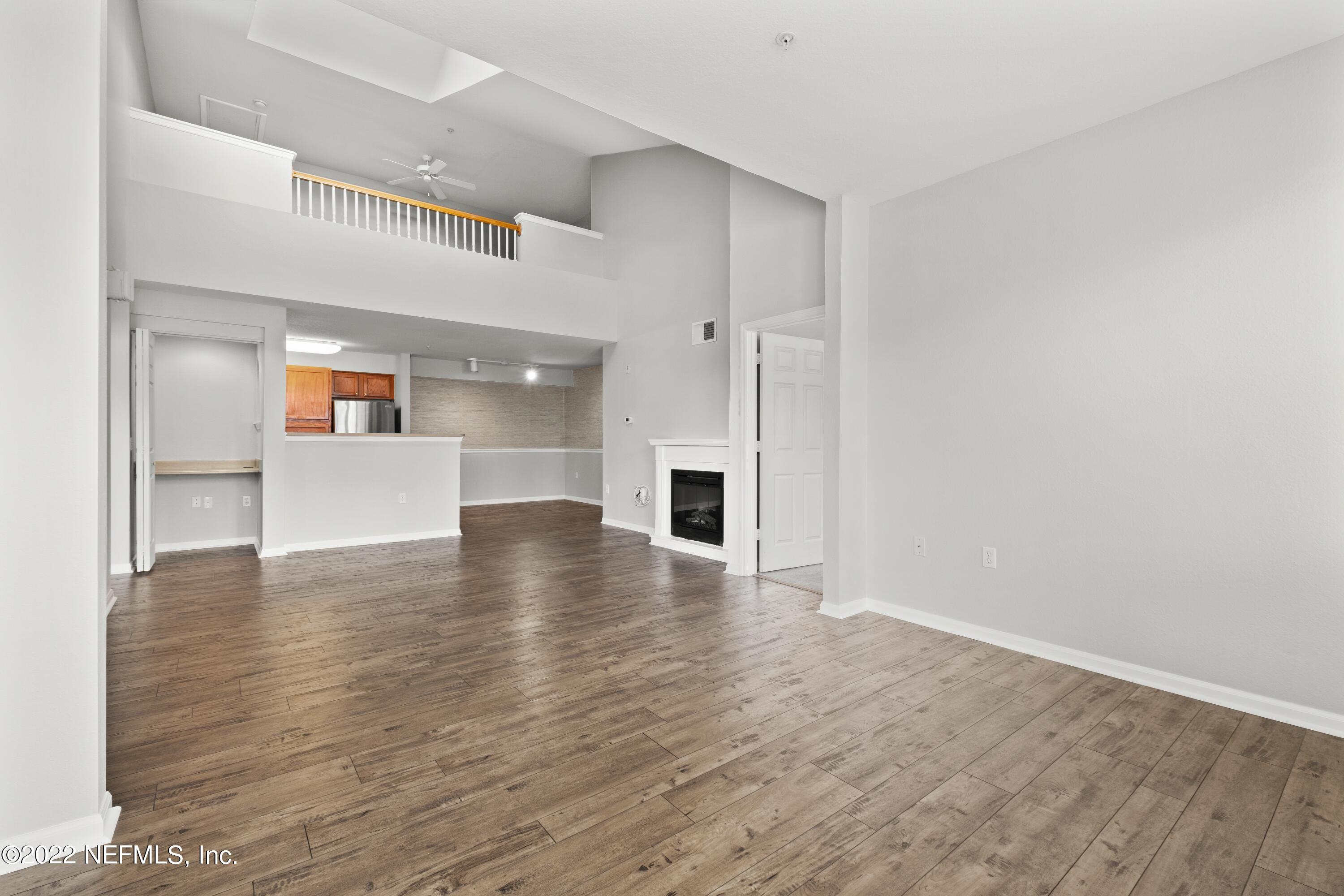 8550 Touchton Road, Unit 821 Jacksonville, FL 32216 - Photo 6 of 58 Great Room