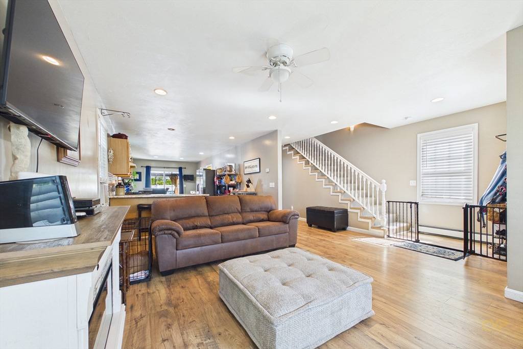 26 Briercliffe Road Fairhaven, MA 02719 - Photo 4 of 20