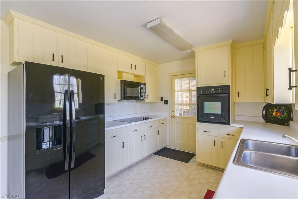 2131 Independence Road Winston-Salem, NC 27106 - Photo 2 of 16 Gallery Image 2