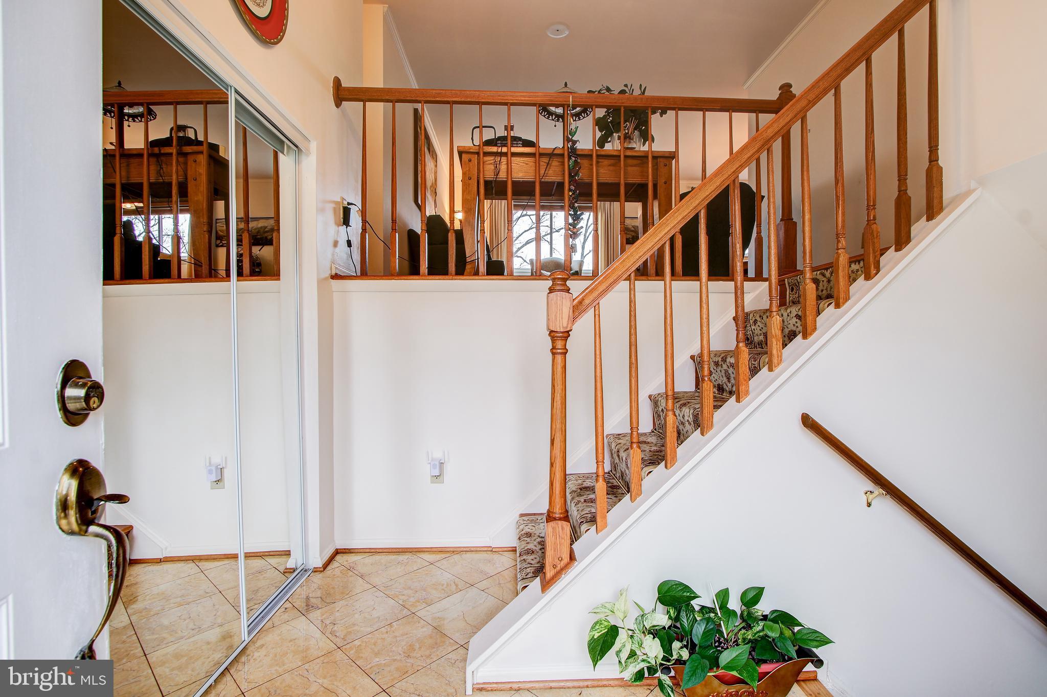2324 Archdale Road Reston, VA 20191 - Photo 5 of 36