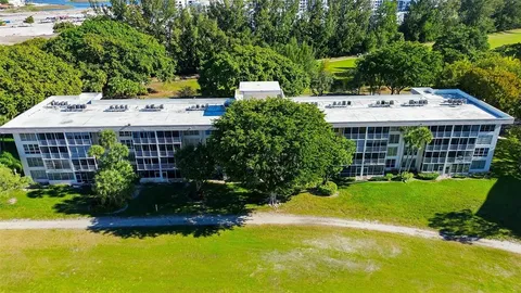 $192,000 | 2601 South Course Drive, Unit 202, Pompano Beach, FL 33069