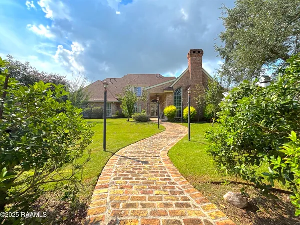 $450,000 | 1 Marquis Manor, Morgan City, LA 70380