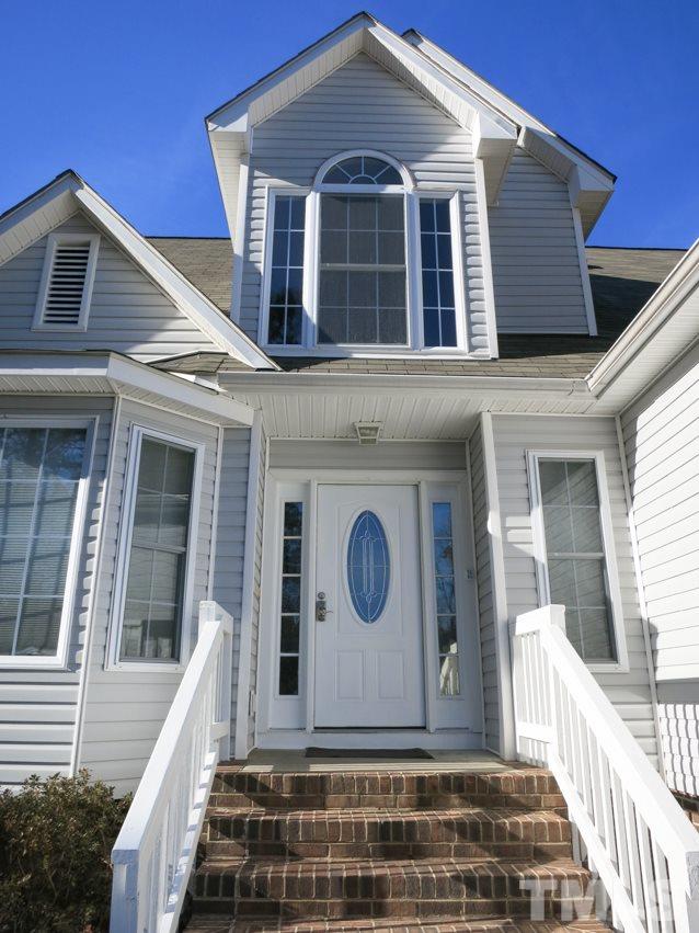 2845 Praire View Point Wendell, NC 27591 - Photo 2 of 25 Updates include new neutral carpet thruout, new stainless steel appliances, new HVAC 2014 & new Roof 2013!