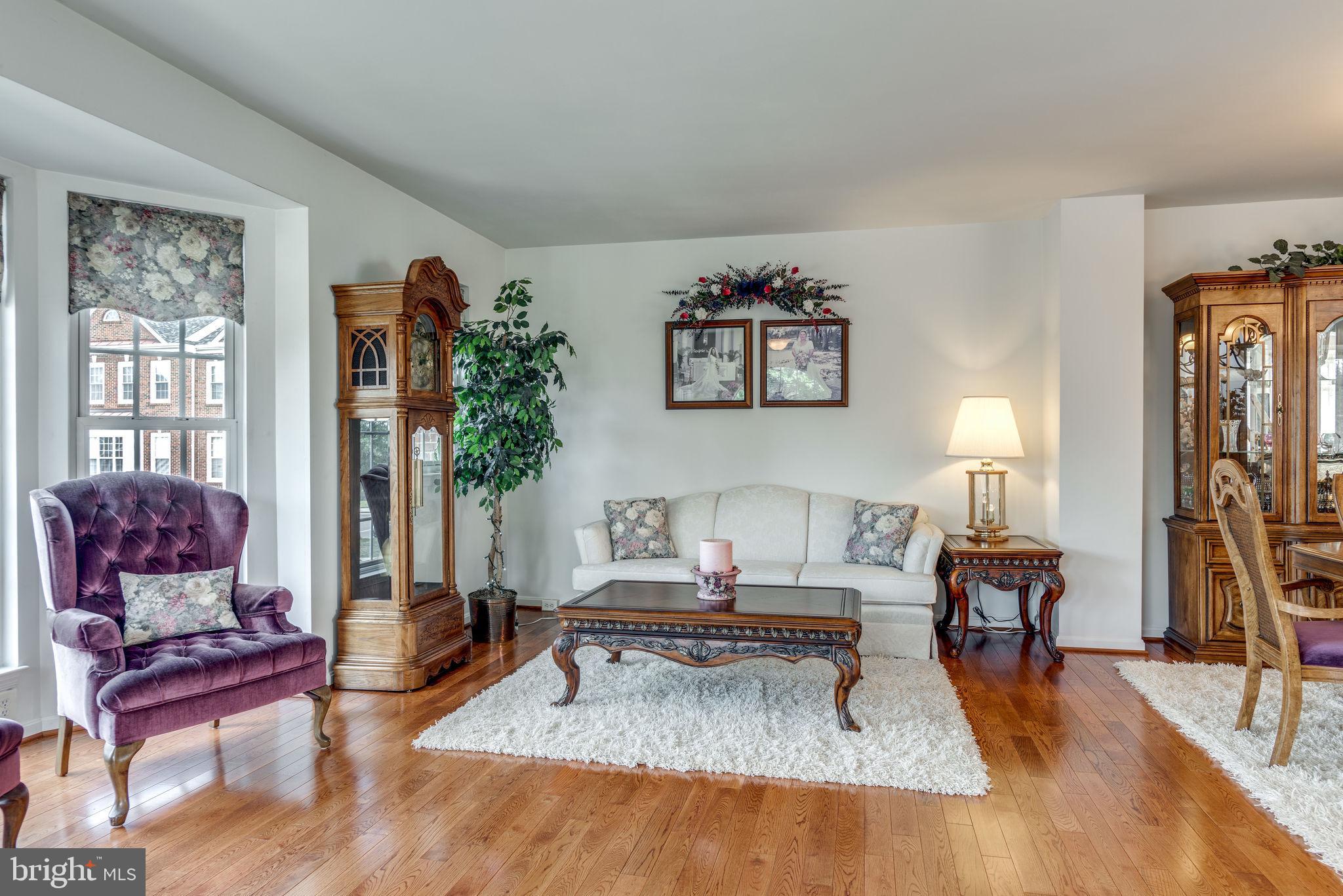 43538 Hubbard Square Chantilly, VA 20152 - Photo 11 of 65