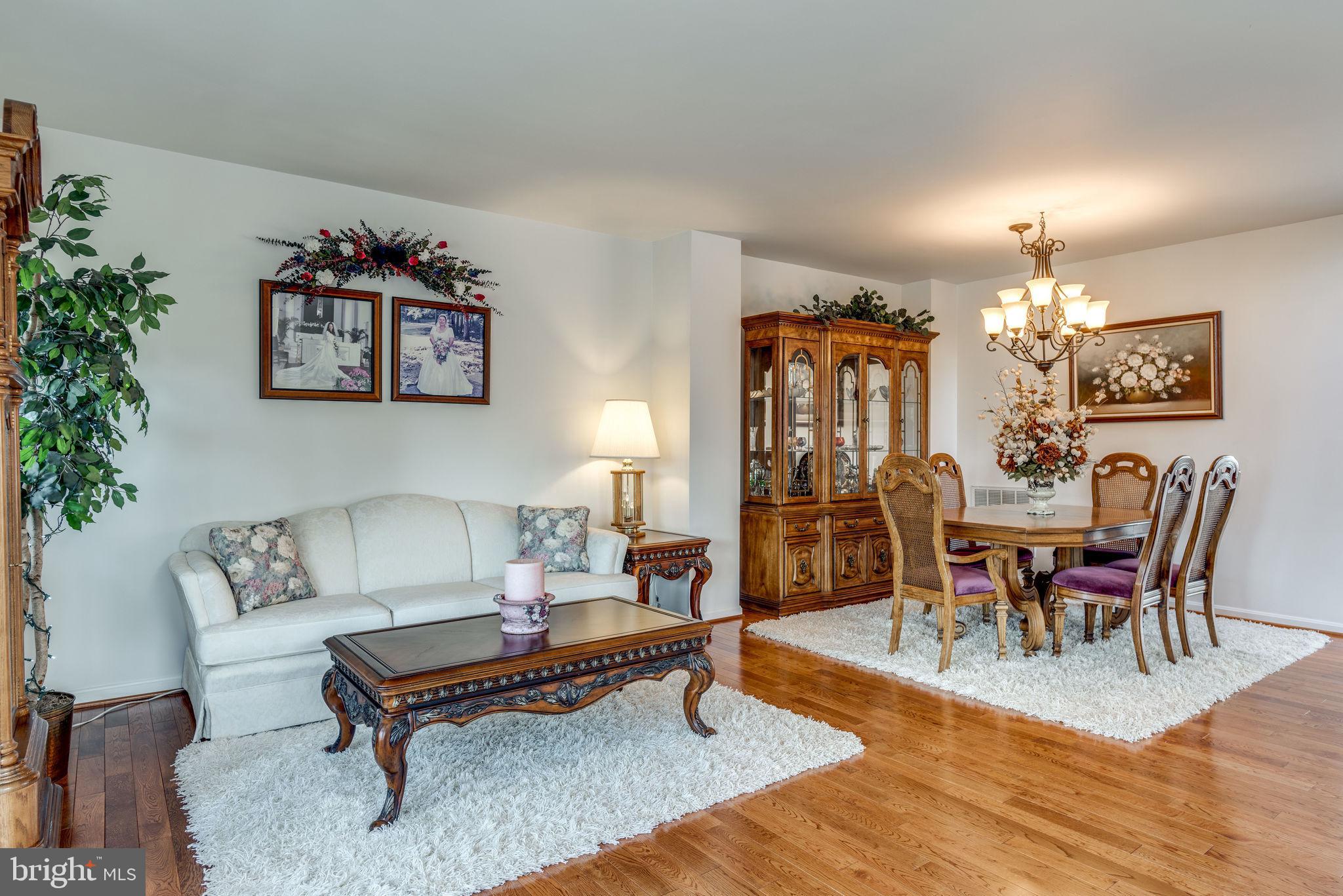43538 Hubbard Square Chantilly, VA 20152 - Photo 12 of 65
