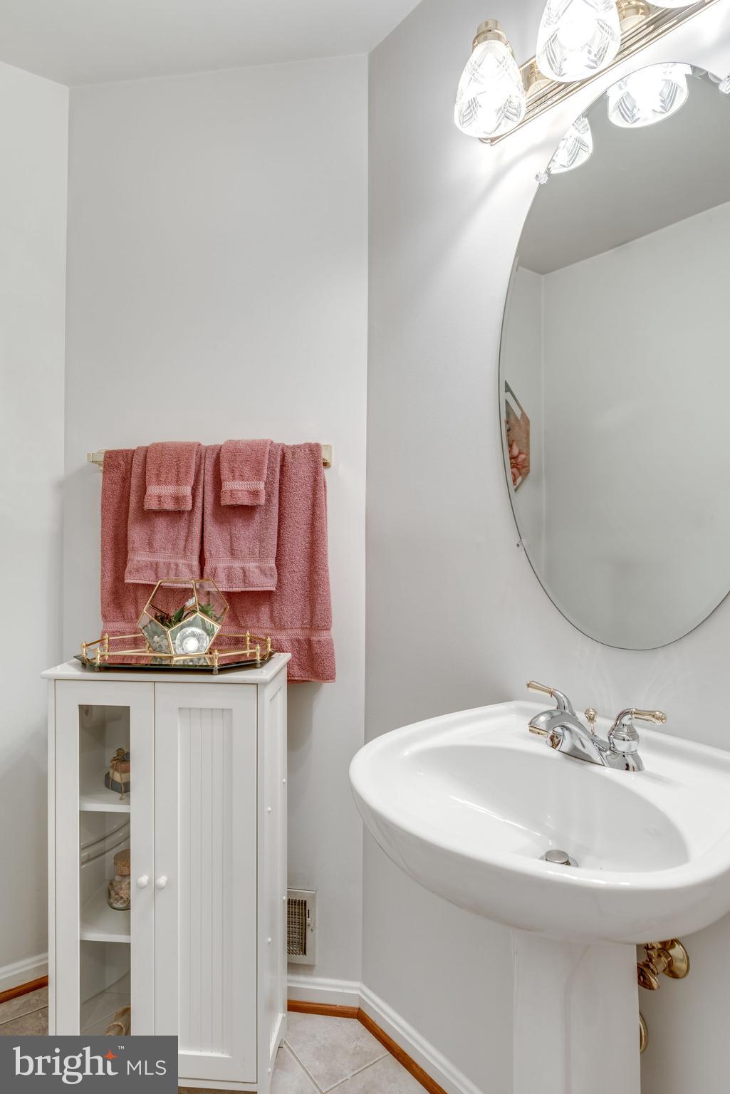 43538 Hubbard Square Chantilly, VA 20152 - Photo 25 of 65