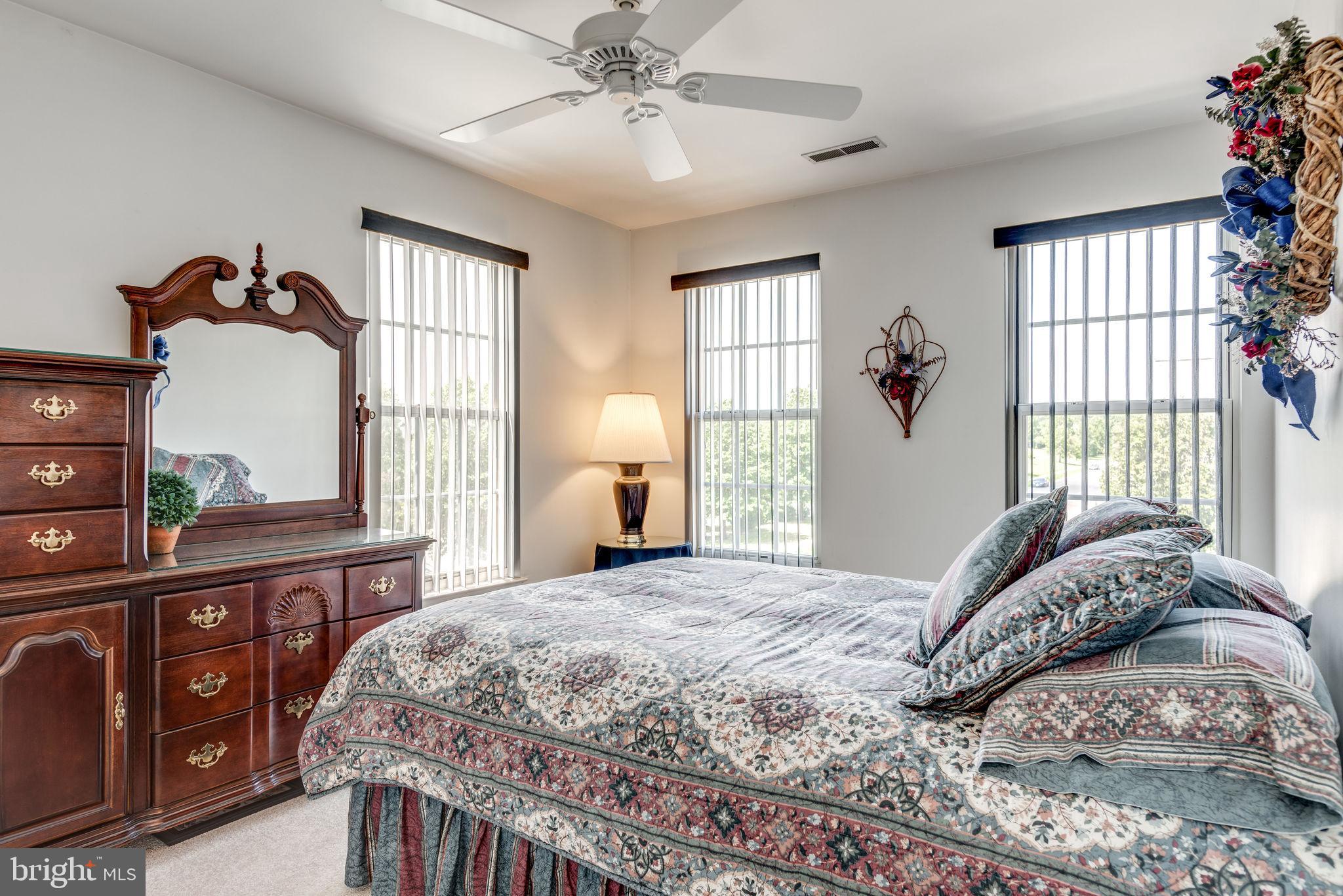 43538 Hubbard Square Chantilly, VA 20152 - Photo 31 of 65