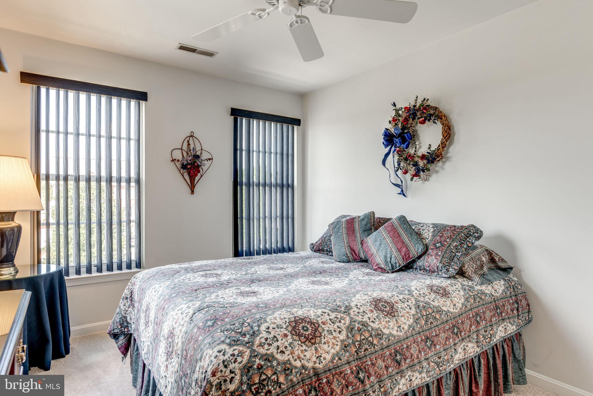 43538 Hubbard Square Chantilly, VA 20152 - Photo 32 of 65
