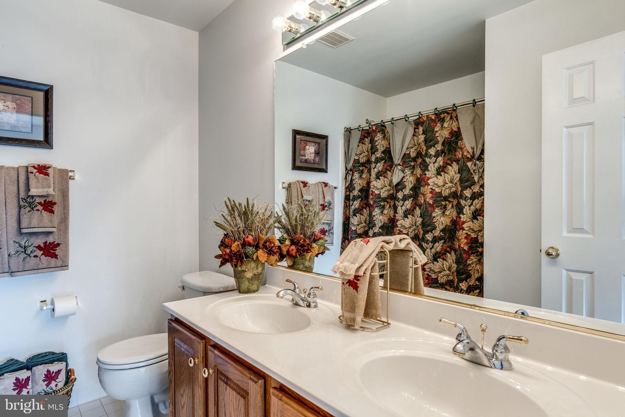 43538 Hubbard Square Chantilly, VA 20152 - Photo 37 of 65