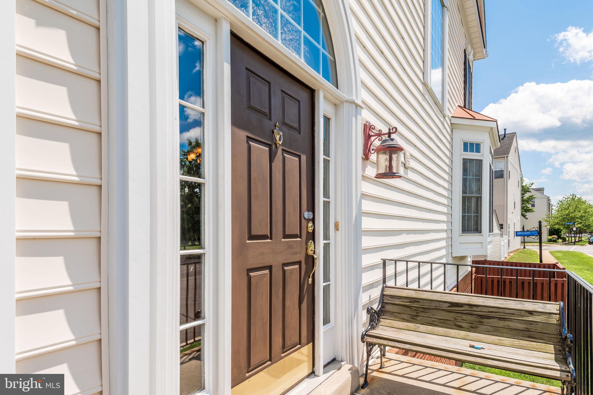 43538 Hubbard Square Chantilly, VA 20152 - Photo 8 of 65