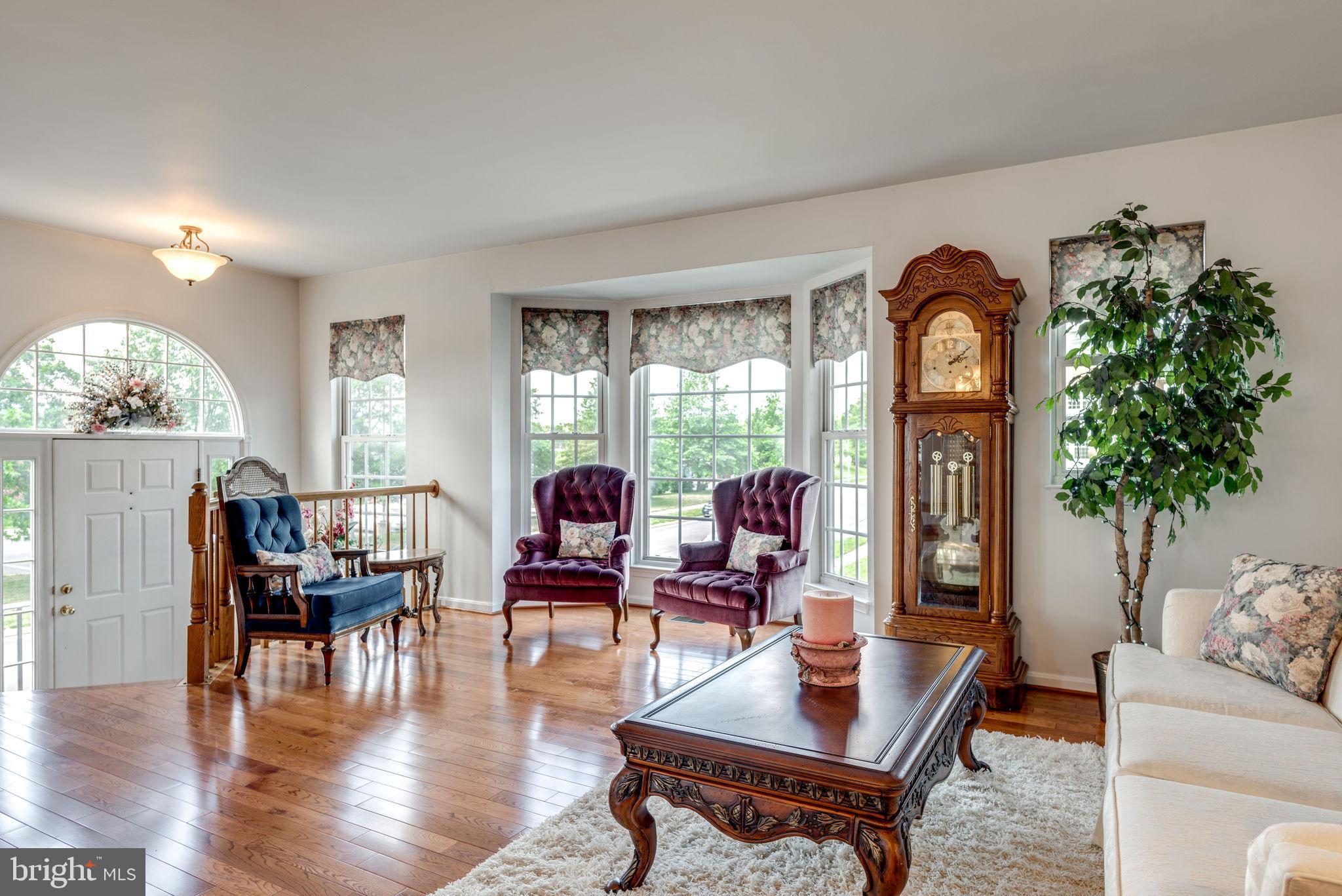 43538 Hubbard Square Chantilly, VA 20152 - Photo 10 of 65