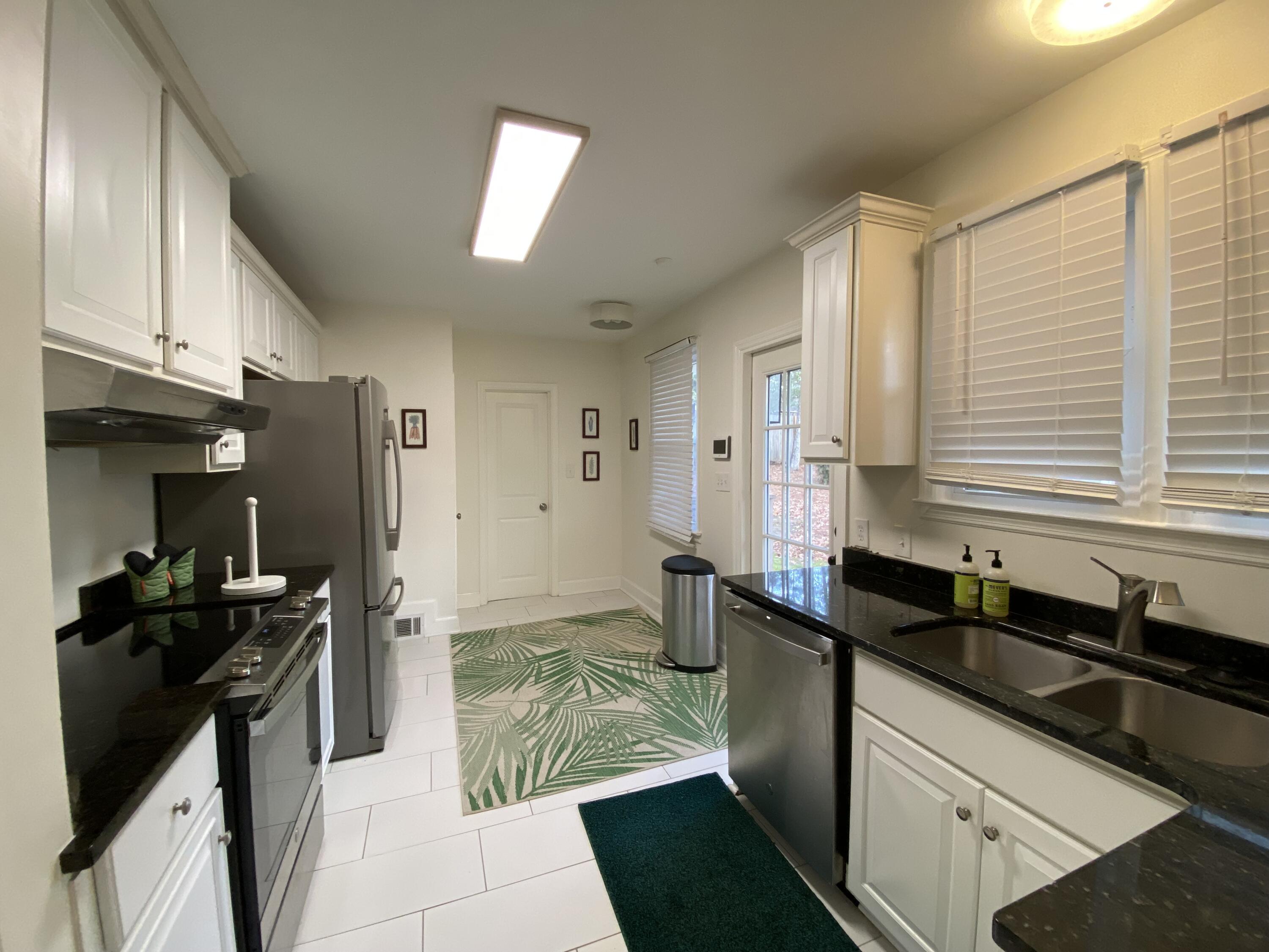 264 East Vineland Road Augusta, GA 30904 - Photo 6 of 18 IMG_5144