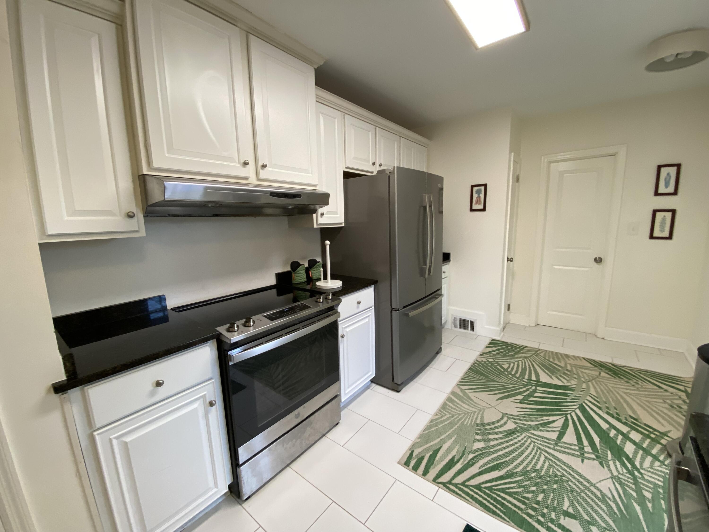 264 East Vineland Road Augusta, GA 30904 - Photo 7 of 18 IMG_5145