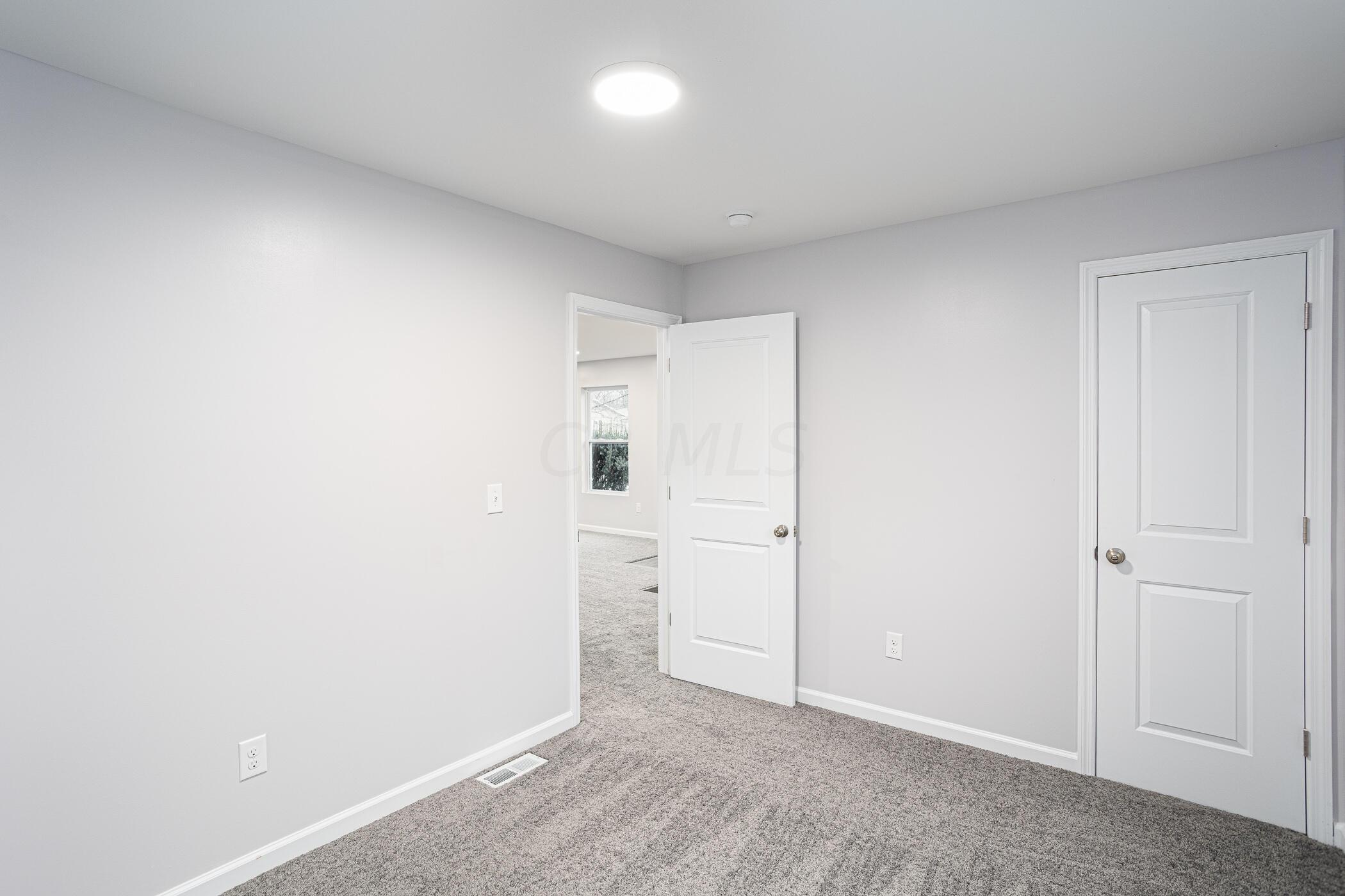 3166 Lewis Road Columbus, OH 43207 - Photo 33 of 36 3166 Lewis columbus oh 43207 026