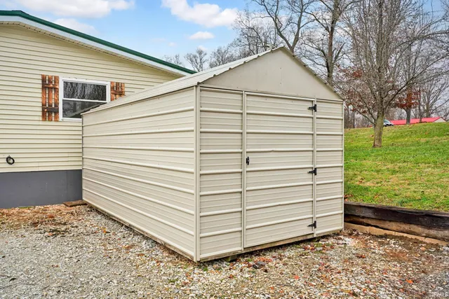 $189,900 | 602 Noe Road, Orleans, IN 47452