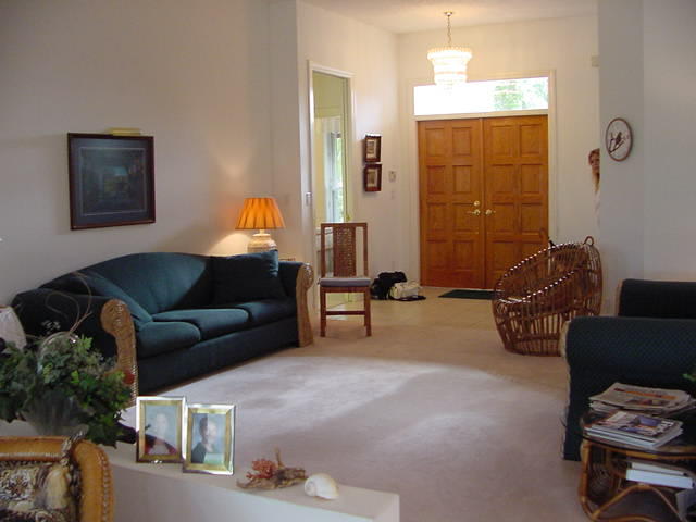 5698 Regency Circle East Boca Raton, FL 33496 - Photo 2 of 18 Living Room
