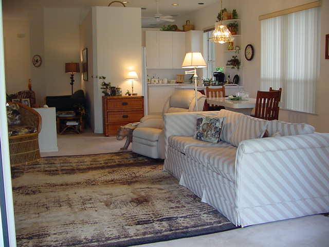 5698 Regency Circle East Boca Raton, FL 33496 - Photo 6 of 18 Family Room