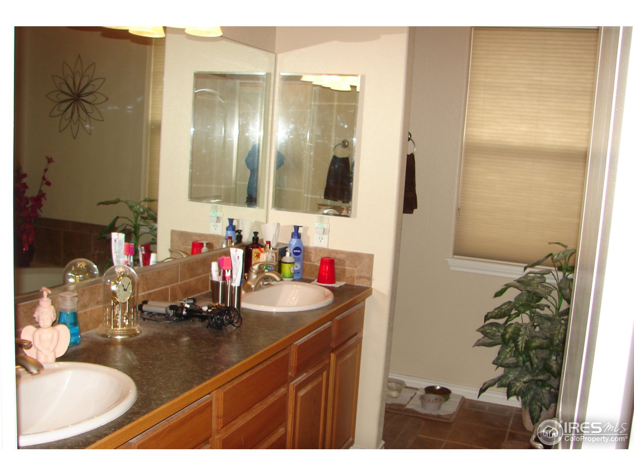 4672 West 20th Road, Unit 414 Greeley, CO 80634 - Photo 9 of 24 Master Bath