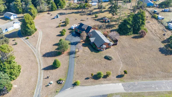 $950,000 | 23741 Bouldin Lane, Fort Bragg, CA 95437