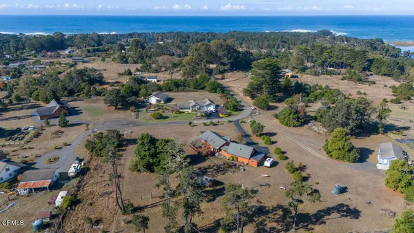 $950,000 | 23741 Bouldin Lane, Fort Bragg, CA 95437