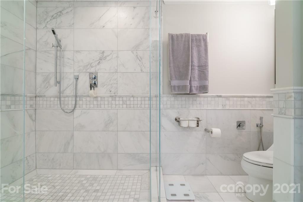 4639 Curraghmore Road Charlotte, NC 28210 - Photo 22 of 27 Gallery Image 22