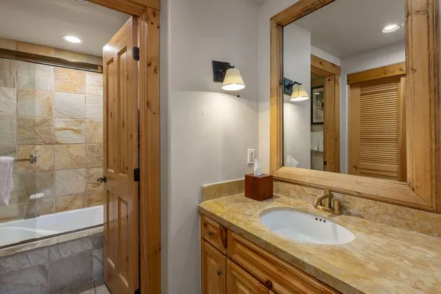 $1,025,000 | 457 Mountain Village Boulevard, Unit 4214, Mountain Village, CO 81435