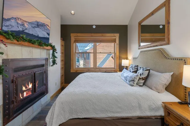 $1,025,000 | 457 Mountain Village Boulevard, Unit 4214, Mountain Village, CO 81435