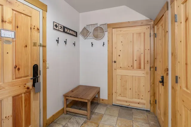 $1,025,000 | 457 Mountain Village Boulevard, Unit 4214, Mountain Village, CO 81435