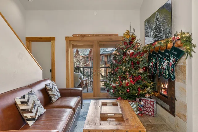 $1,025,000 | 457 Mountain Village Boulevard, Unit 4214, Mountain Village, CO 81435