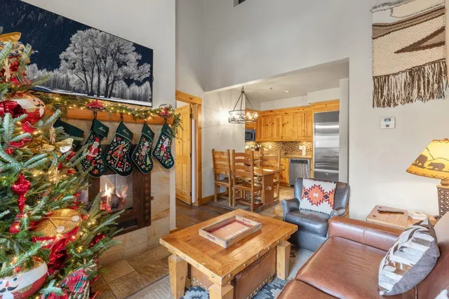 $1,025,000 | 457 Mountain Village Boulevard, Unit 4214, Mountain Village, CO 81435