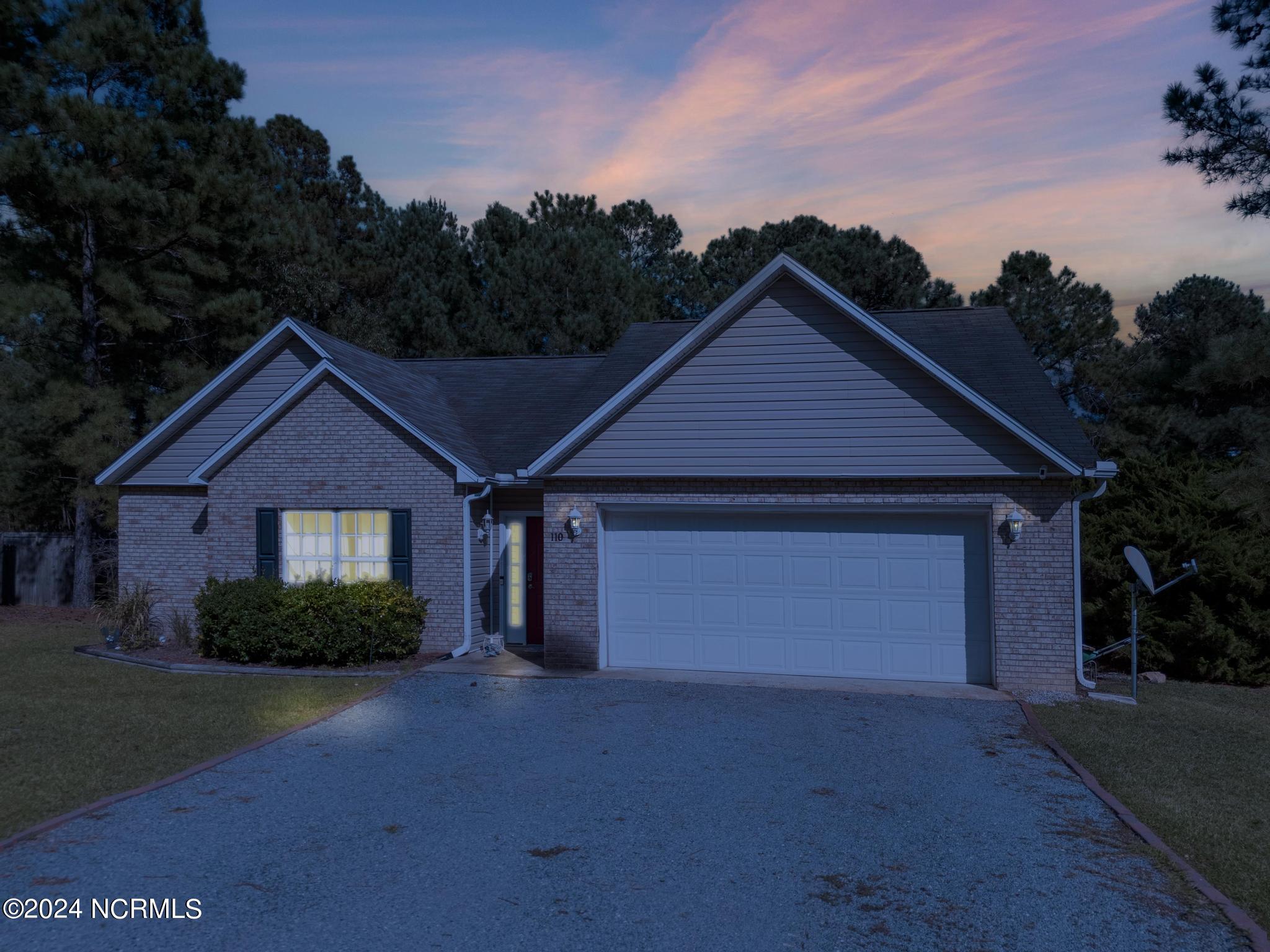 110 Ravenwood Road Aberdeen, NC 28315 - Photo 30 of 32 6A9CA5A3-B787-45BE-ACD8-281AA2899E39