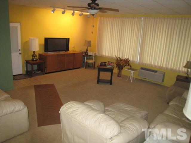 6051 Satterwhite Road Henderson, NC 27537 - Photo 7 of 22 Gallery Image 7