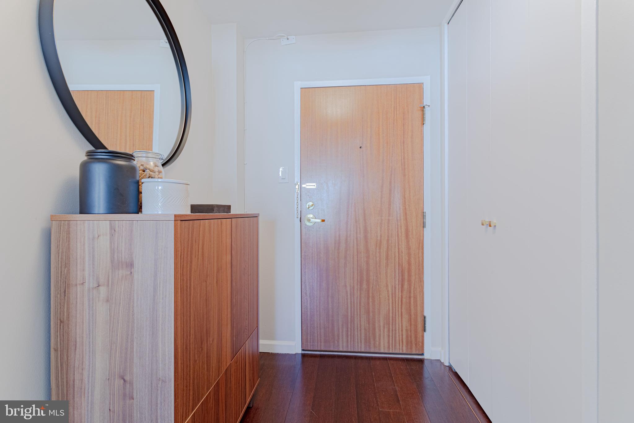 730 24th Street Northwest, Unit 718 Washington, DC 20037 - Photo 4 of 41