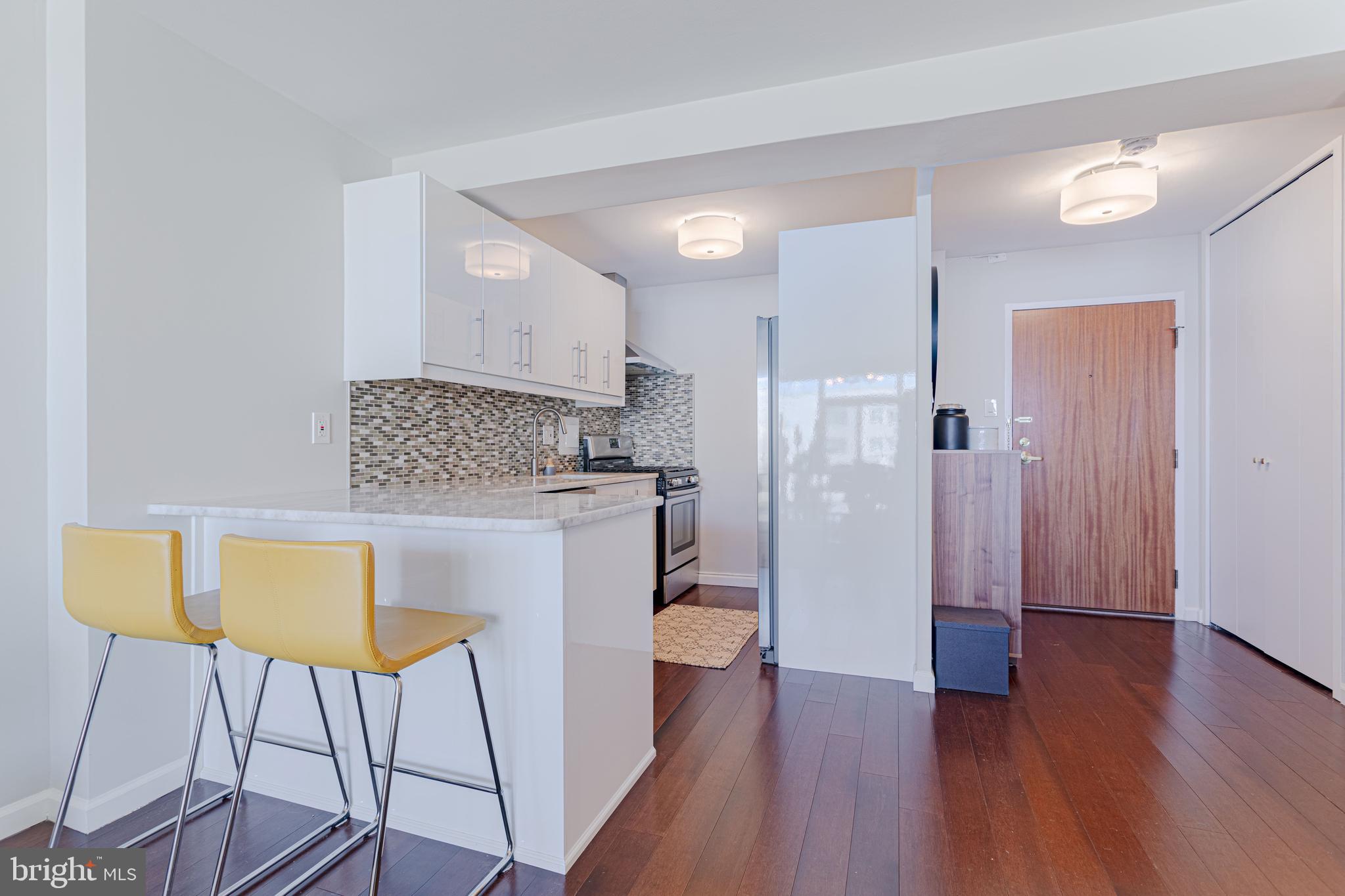730 24th Street Northwest, Unit 718 Washington, DC 20037 - Photo 7 of 41
