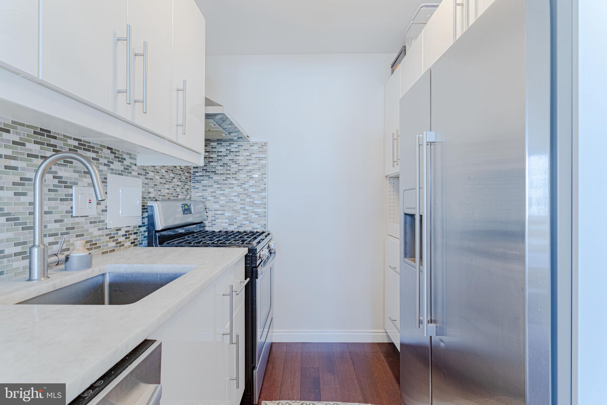 730 24th Street Northwest, Unit 718 Washington, DC 20037 - Photo 9 of 41