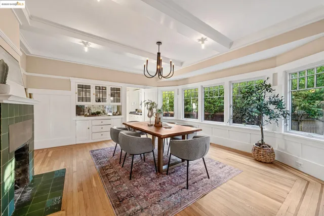 $1,695,000 | 2636 Alcatraz Avenue, Oakland, CA 94618